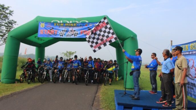 Danlanud lepas Peserta Fun Bike