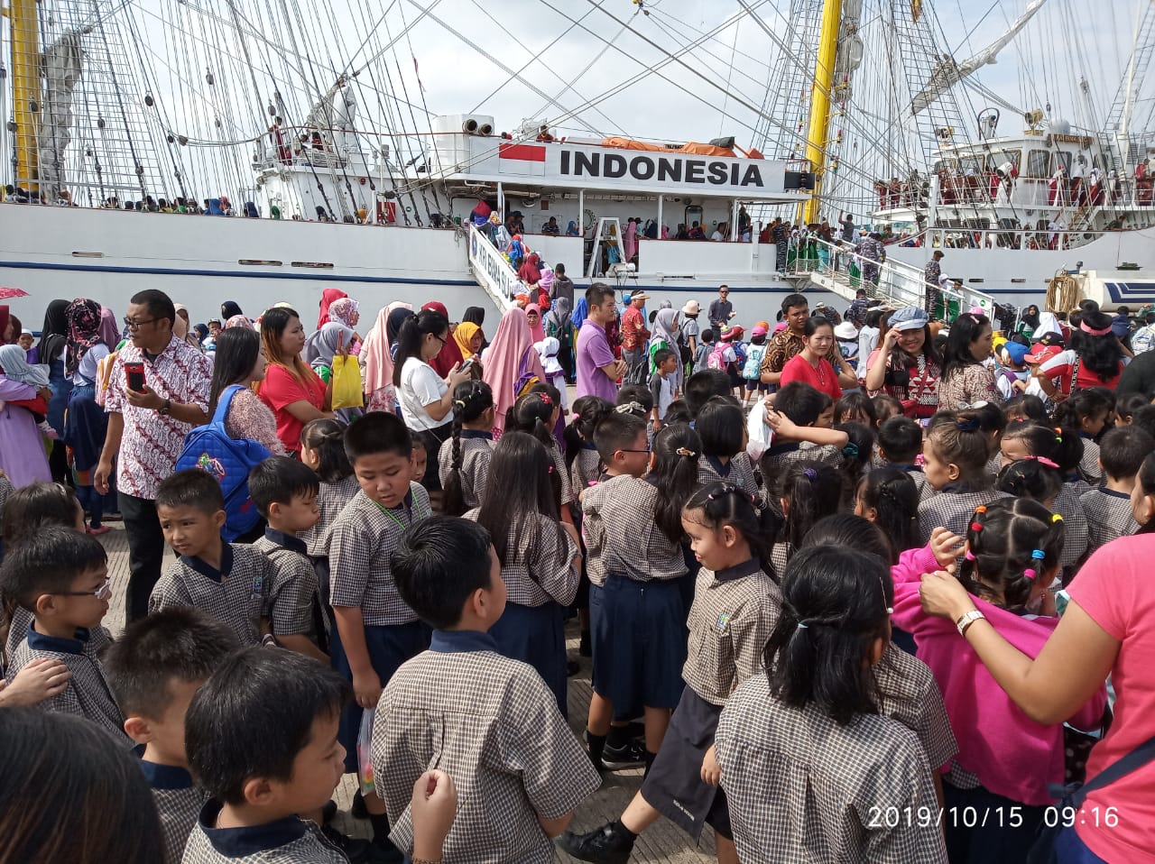 Sejak di Batam, KRI Bima Suci Selalu Dipadati Pengunjung