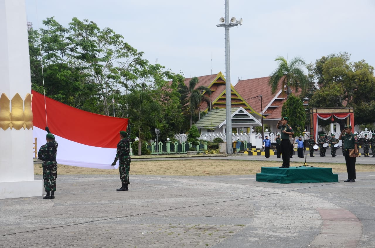 Dandim 1407/Bone Pimpin Upacara HKN di Kab. Bone