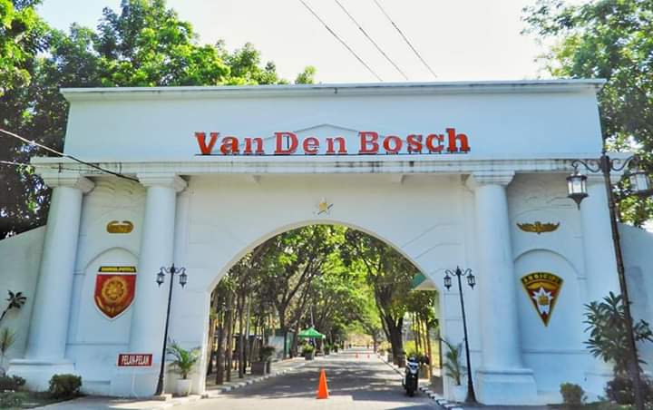 Misteri Dibalik Benteng Van Den Bosch Armed 12/Angicipi Yudha