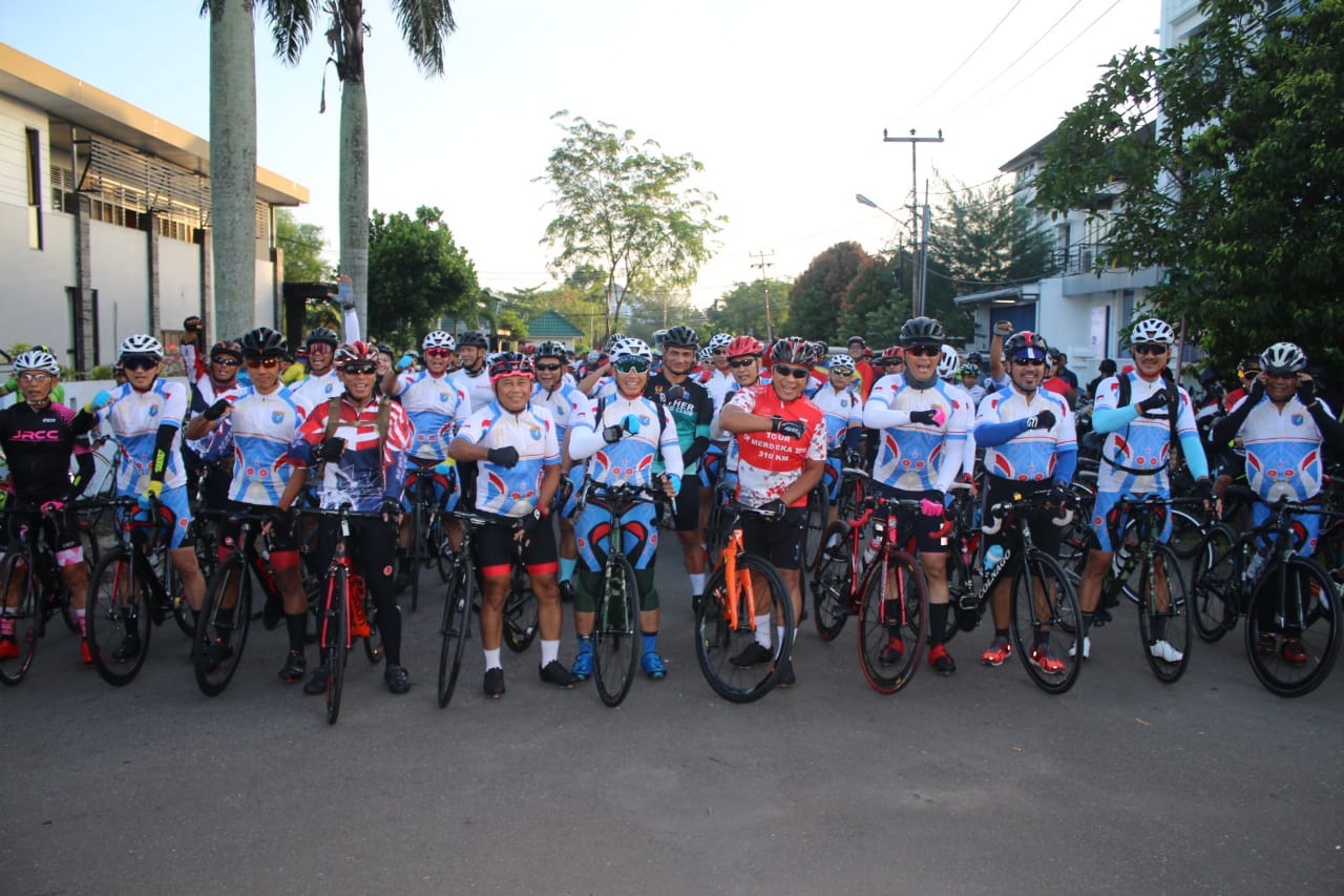 Gowes Sinergitas TNI-Polri Tempuh Jarak 78 Km Pontianak – Mempawah