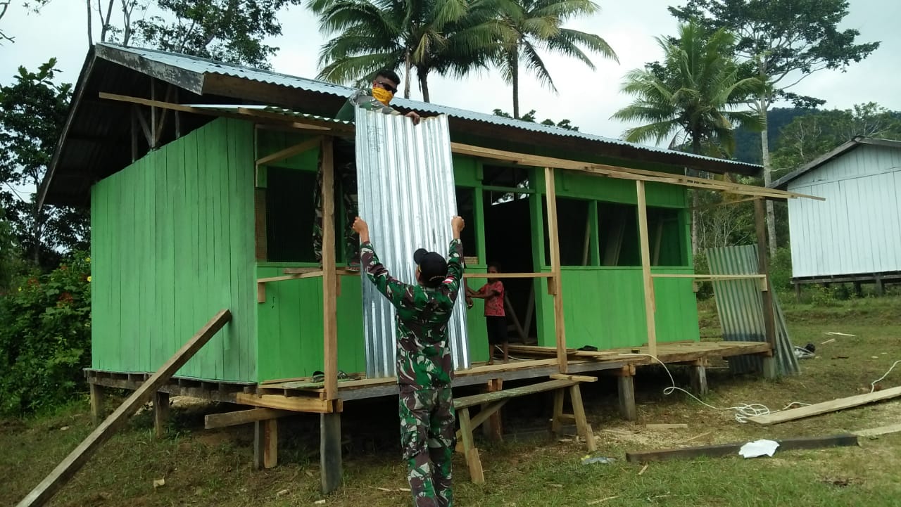 Peduli Kesehatan, Satgas Pamtas Yonif Raider 509 Kostrad Pos Somografi, Rehab Posyandu