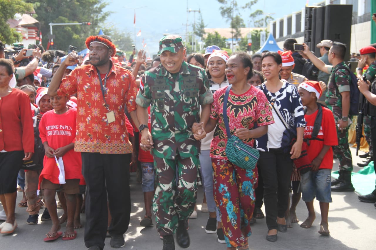 Danrem 172/PWY Apresiasi Antusias Warga Wamena Ikuti Baksos