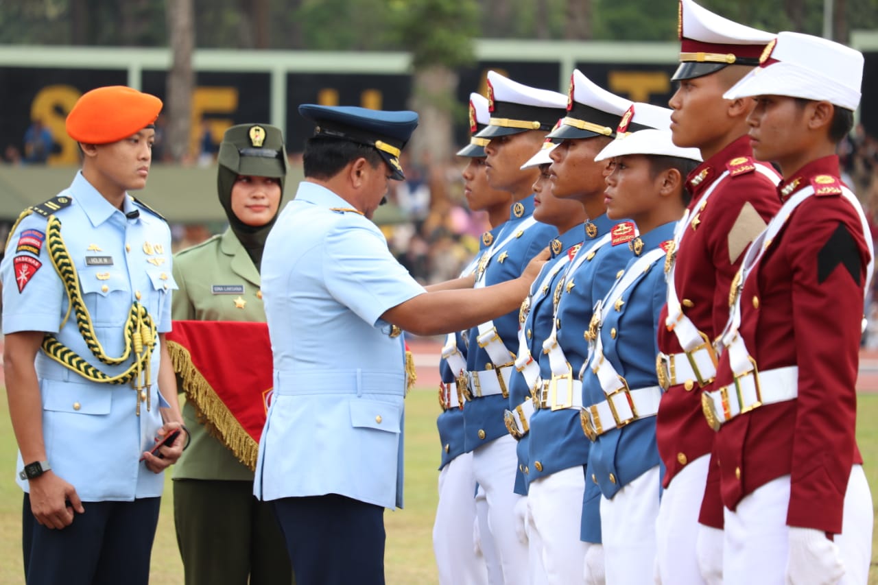 Panglima TNI Wisuda Prajurit Taruna Akademi TNI