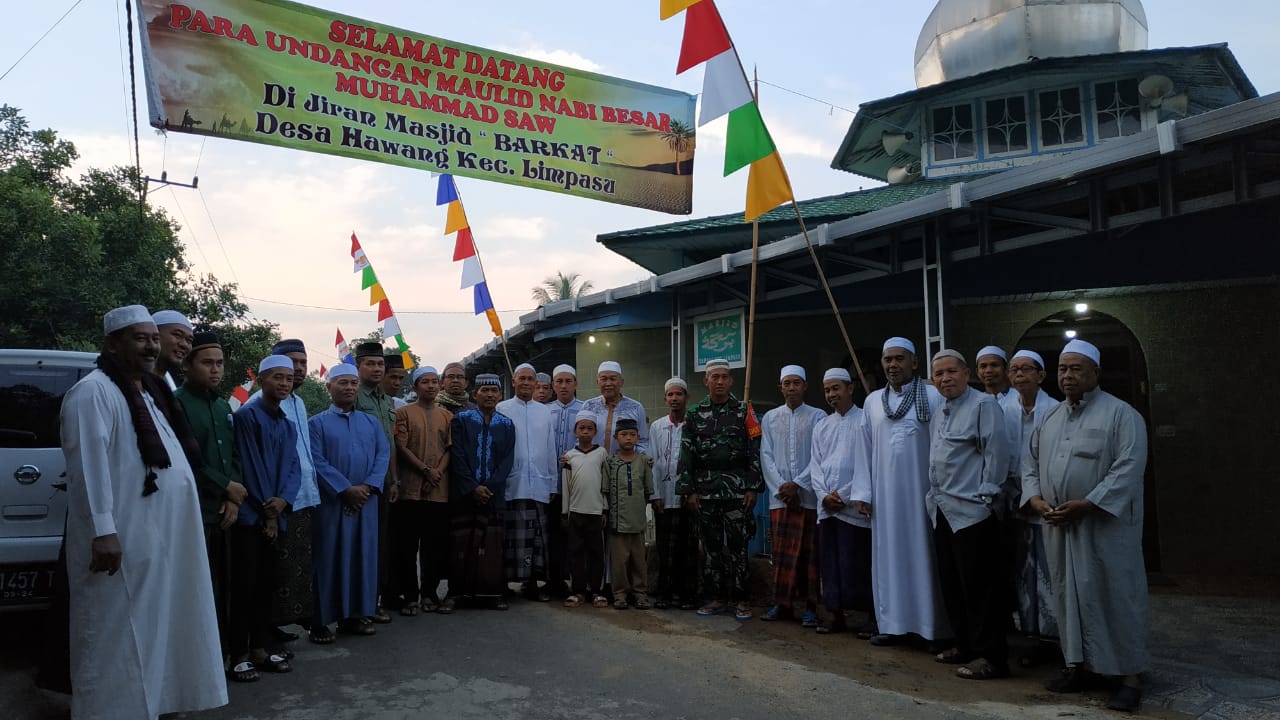 Danramil Ilung Dampingi Bupati HST Lakukan Subuh Keliling