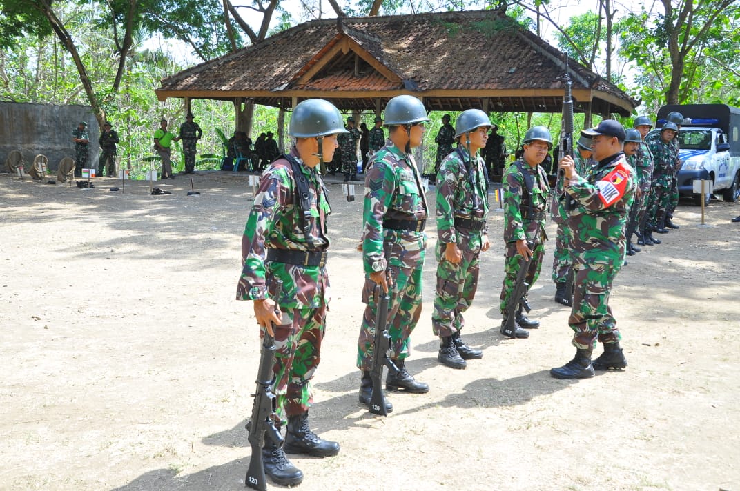 Pelihara Kemampuan,Kodim 0808/Blitar Gelar Latihan Menembak