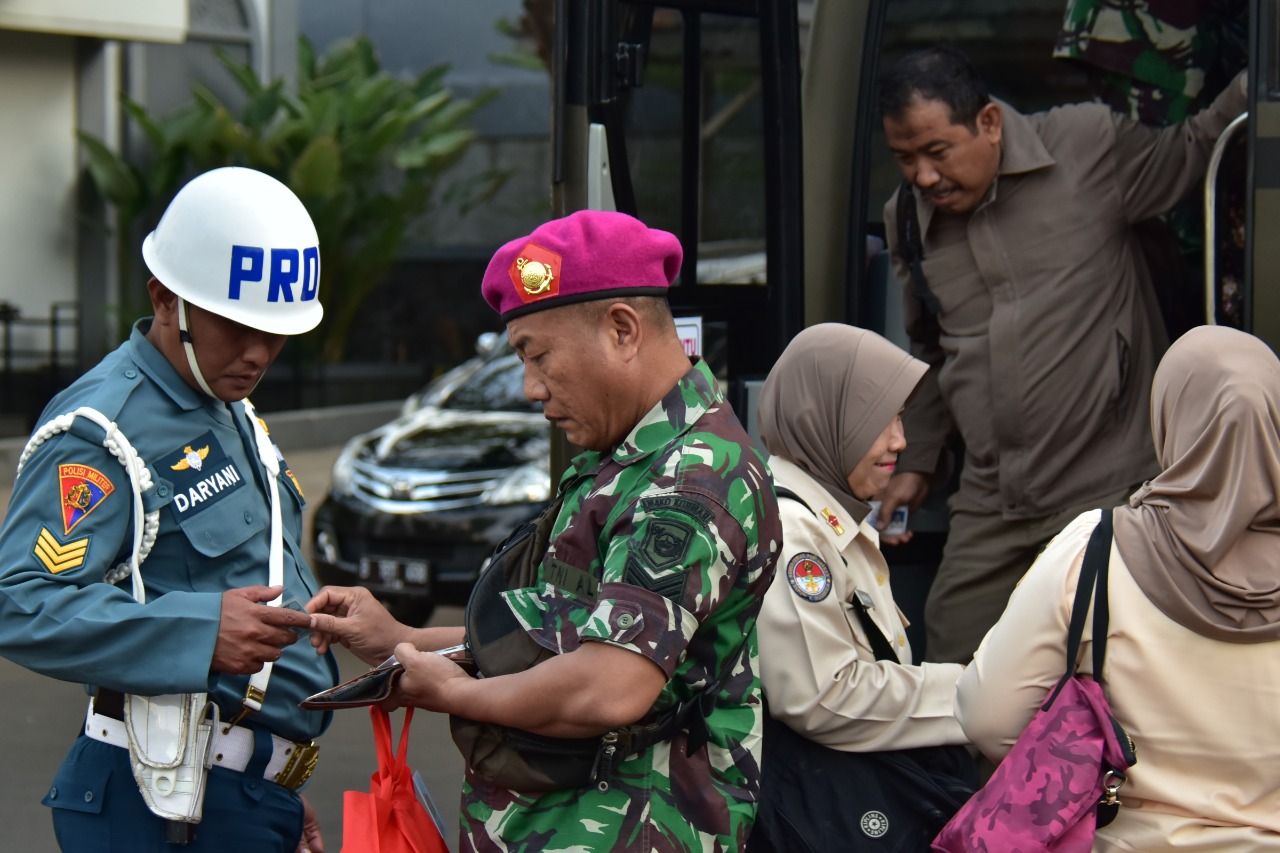 Disprov Kormar Gelar Operasi Gaktibplin Di Mako Kormar.