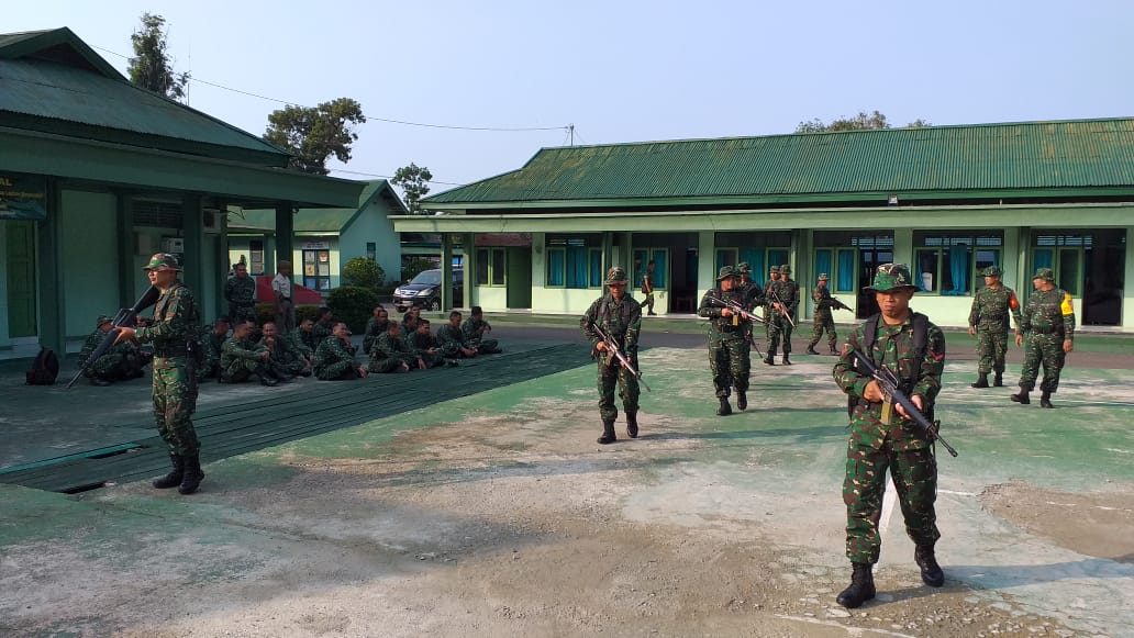 Kodim 1002/Barabai Asah Kemampuan Dasar Pertempuran