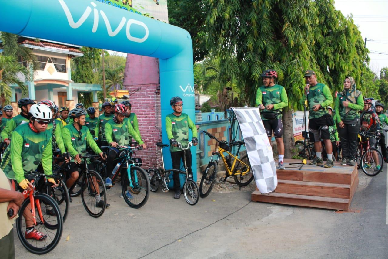 Ratusan Peserta Gowes Meriahkan HUT Kodam V Brawijaya ke-71