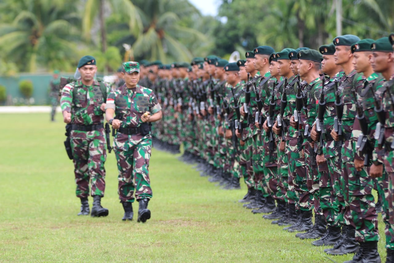 Pangdam XII/Tpr Lepas Yonif R 301/PKS Kembali ke Siliwangi