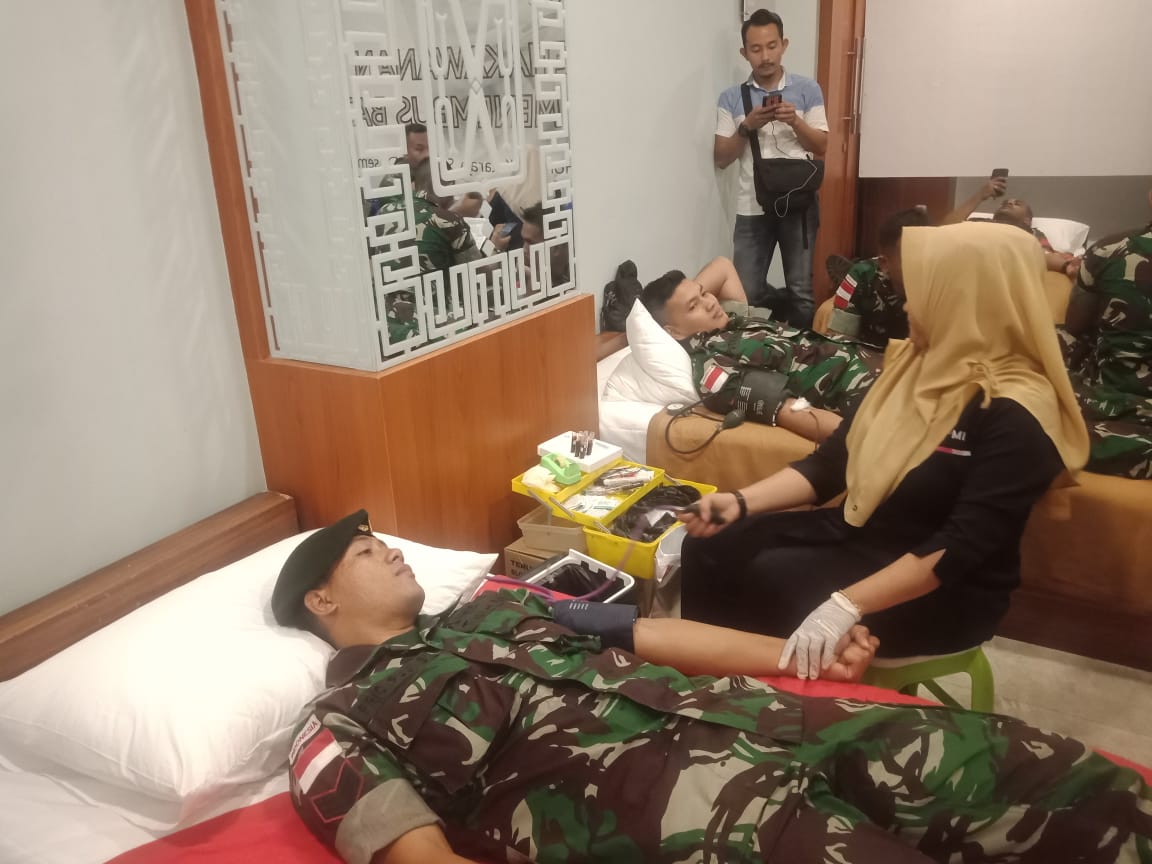 Satgas Pamtas Yonif Raider 300 Gelar Donor Darah