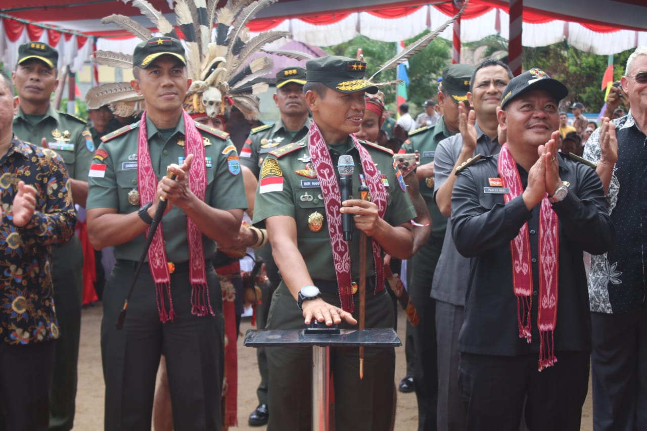 Pangdam XII/Tpr Resmikan Radio Komunitas Suara Tanjungpura