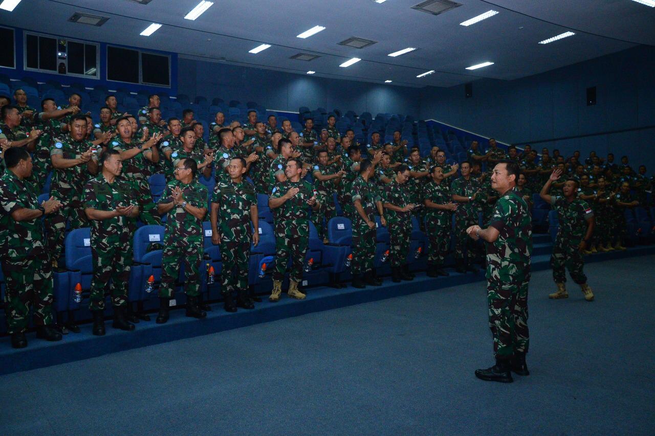 Kasal Beri Pengarahan Prajurit Satgas Maritim Task Force TNI Konga  XXVIII-L/Unifil Tahun 2019