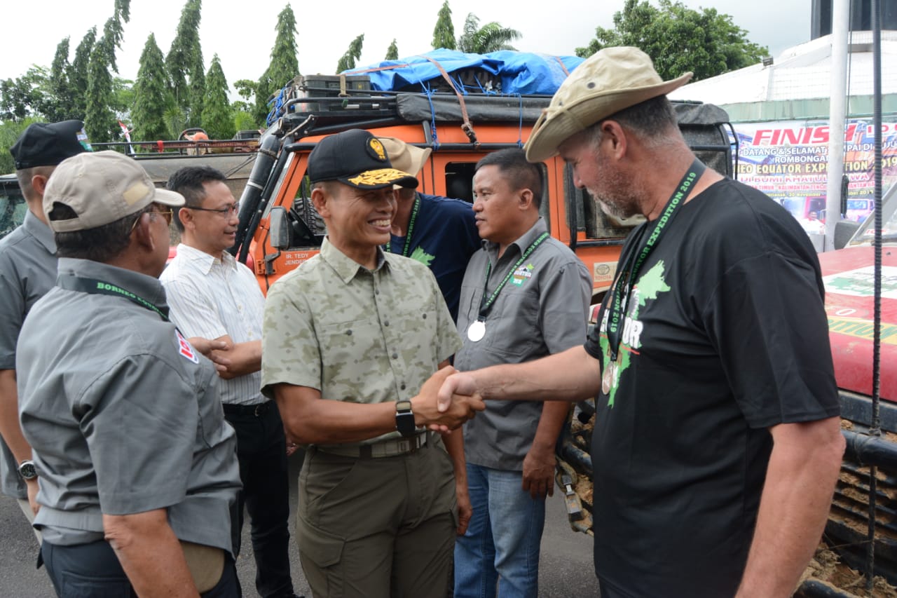 Pangdam XII/Tpr Sambut Peserta Borneo Equator Expedition 2019 di Bumi Khatulistiwa