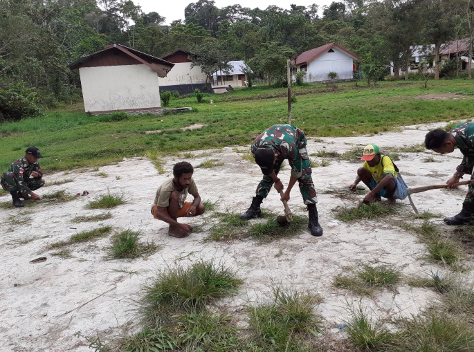 Peduli Olahraga, Satgas Yonif Raider 509 Kostrad Pos Kalimao Karbak Lapangan Volly