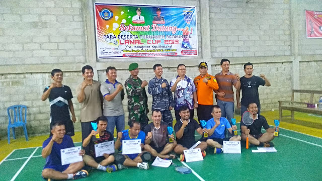 Lanal Mentawai Gelar Turnamen Badminton Danlanal Cup I