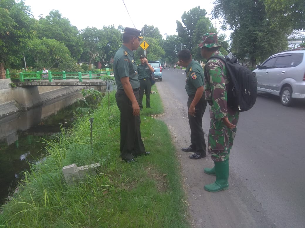 Kapok Sahli Pangdam V/Brawijaya Tinjau Lokasi Penanaman Pohon