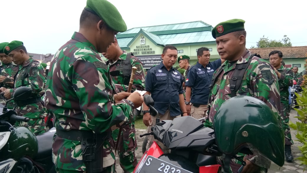 Dandim Lamongan Minta Personelnya Taat Berlalu Lintas