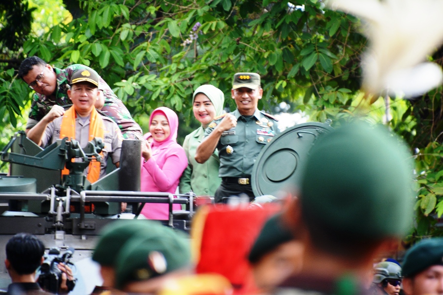 Korem Babullah Gelar Tradisi Pelepasan dan Perkenalan Kapolda Malut