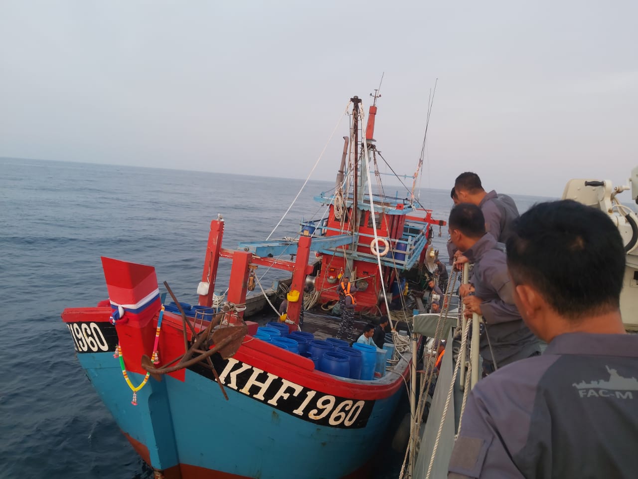 Guskamla Koarmada I Tangkap Kapal Ikan Asing Malaysia di Wilayah Perairan ZEE Indonesia