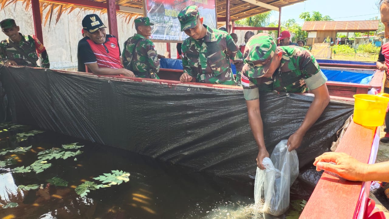 Peresmian Budidaya Kolam Lele Pos Ramil Tami Bersama Masyarakat Skouw oleh Walikota Jayapura