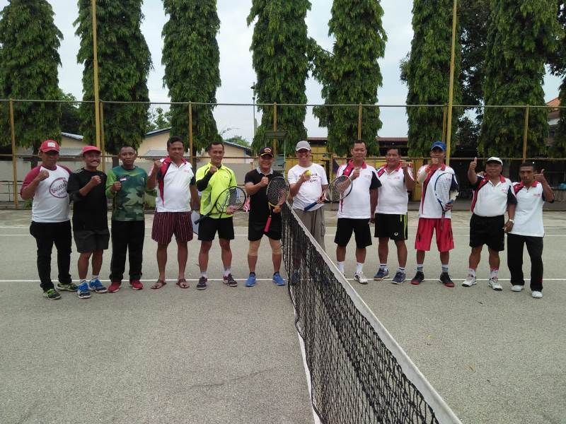 Dandim Mojokerto Beserta PJU Olahraga Bersama Pengurus KUD MPS Gondang