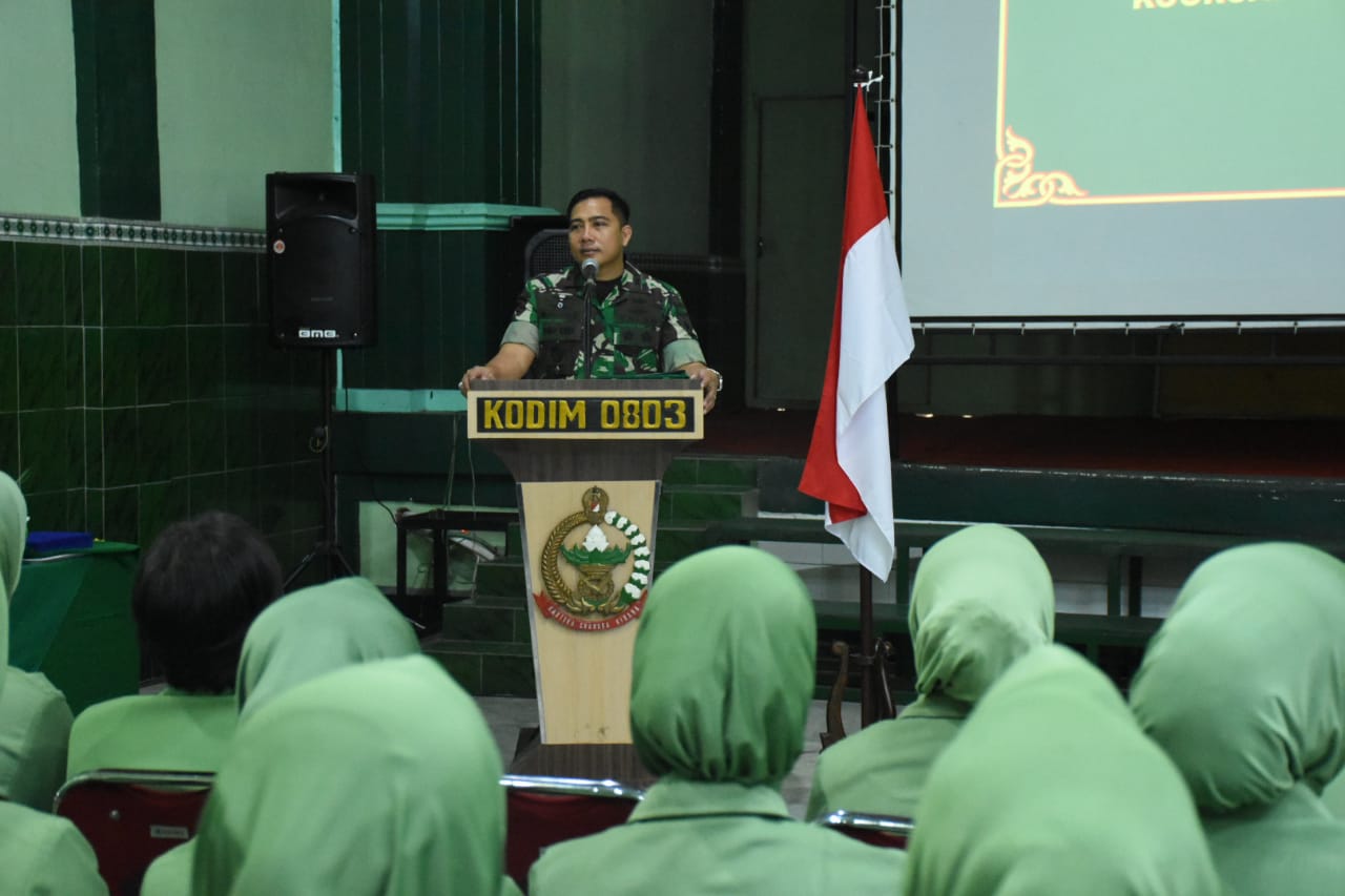 Dandim Madiun : Persit Harus Bisa Jaga Dan Dukung Tugas Suami