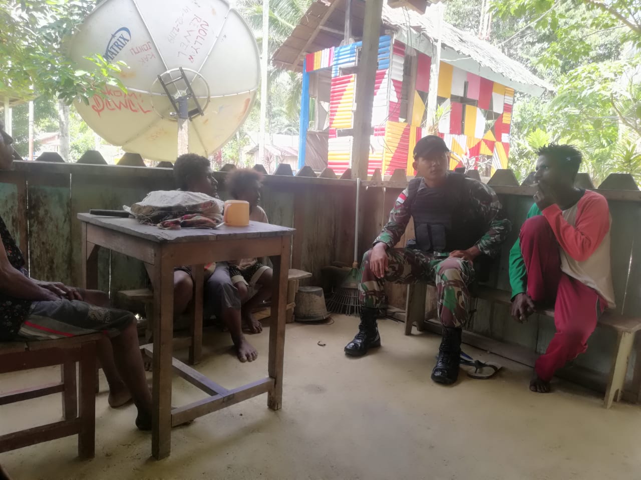 Personel Pos Unggalom Satgas Yonif Raider 509 Kostrad Anjangsana