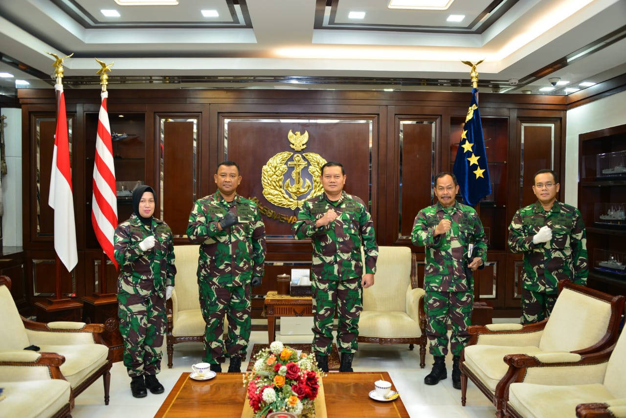 Kasal Terima Pelaporan Korps Kenkat Tiga Pati TNI AL