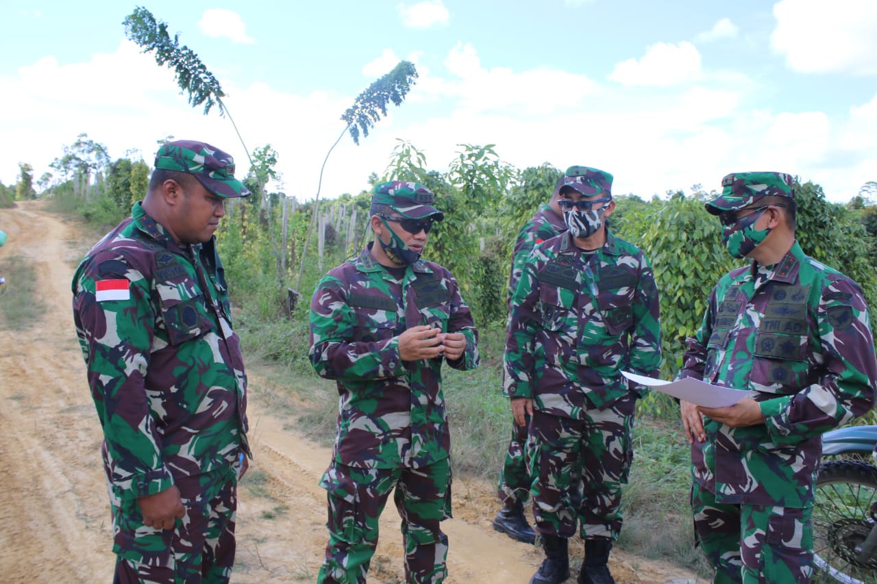 Pangdam Tinjau Medan Latihan Kodam XII/Tpr di Temajuk