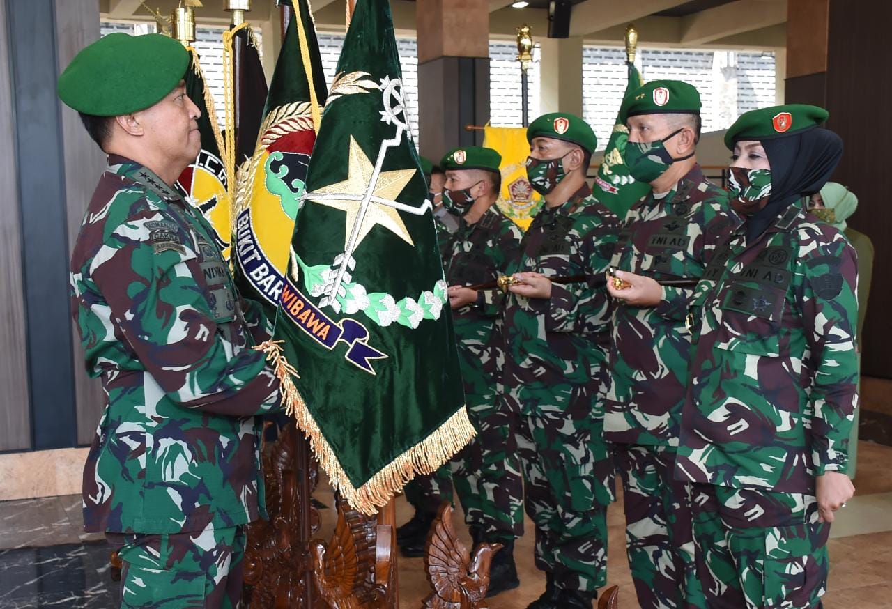 Kasad Pimpin Sertijab 9 Jabatan dan Laporan Korps Kenaikan Pangkat 56 Perwira Tinggi TNI AD