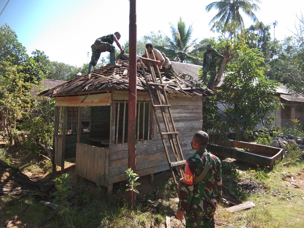 Hari Pertama TMMD 108,  Pengerjaan Percantik Pos Kamling Desa Biih Dimulai