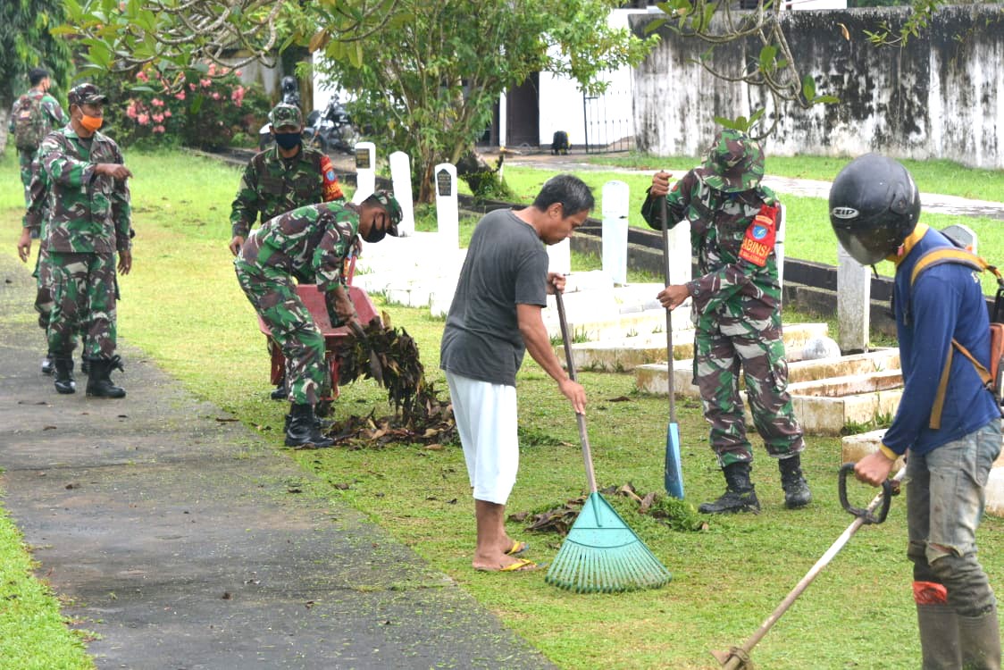 Sambut Hari Jadi Ke-62, Kodam XII/Tpr Gelar Karya Bhakti di TMP Dharma Patria