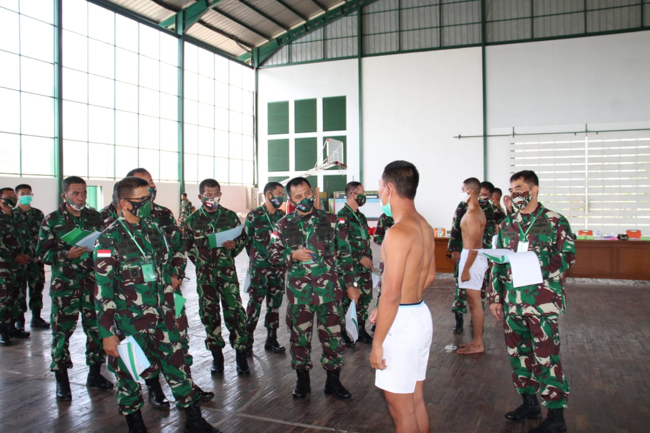 Pimpin Sidang Parade CABA, Pangdam XII/Tpr : Pegang Teguh Disiplin, Moralitas dan Etika