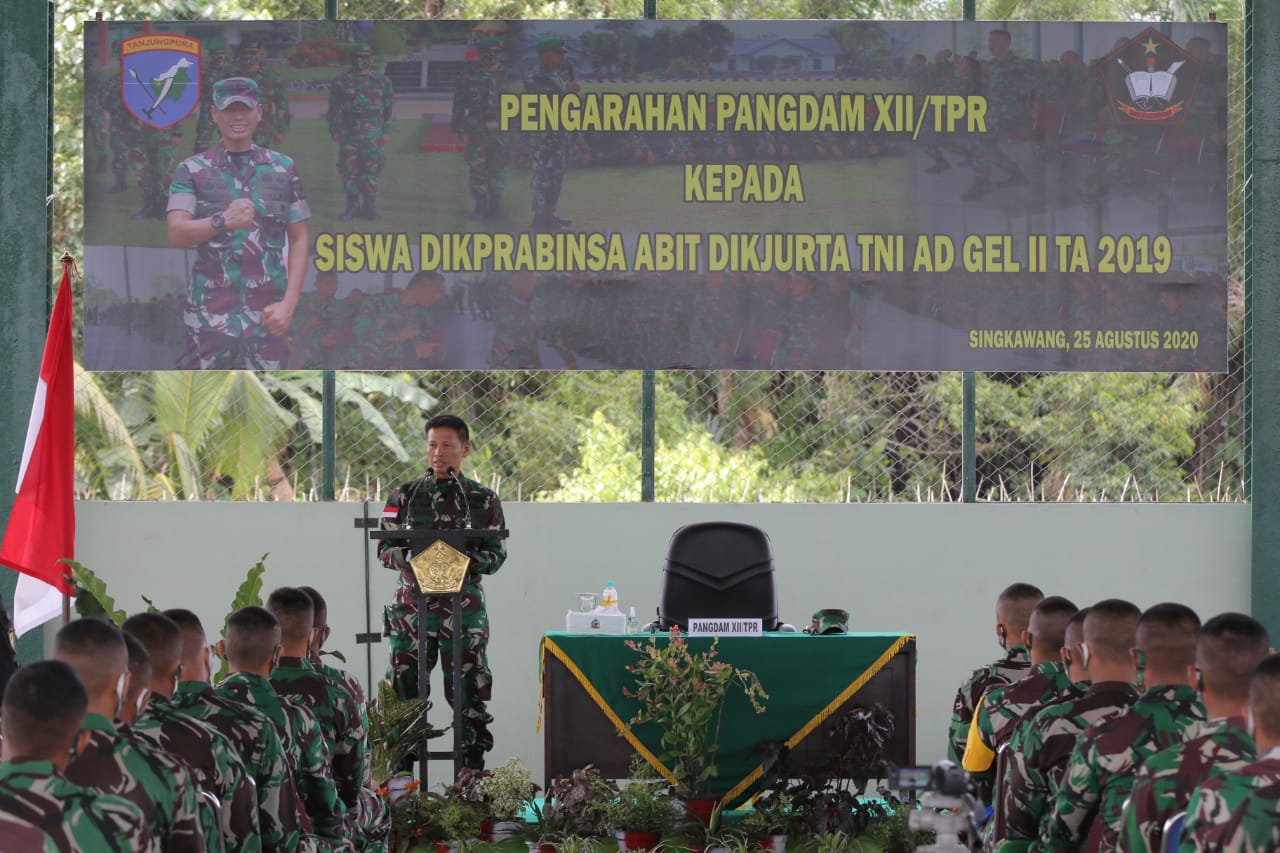 Penuhi Kebutuhan Babinsa, Pangdam XII/Tpr Beri Pembekalan Siswa Dikprabinsa