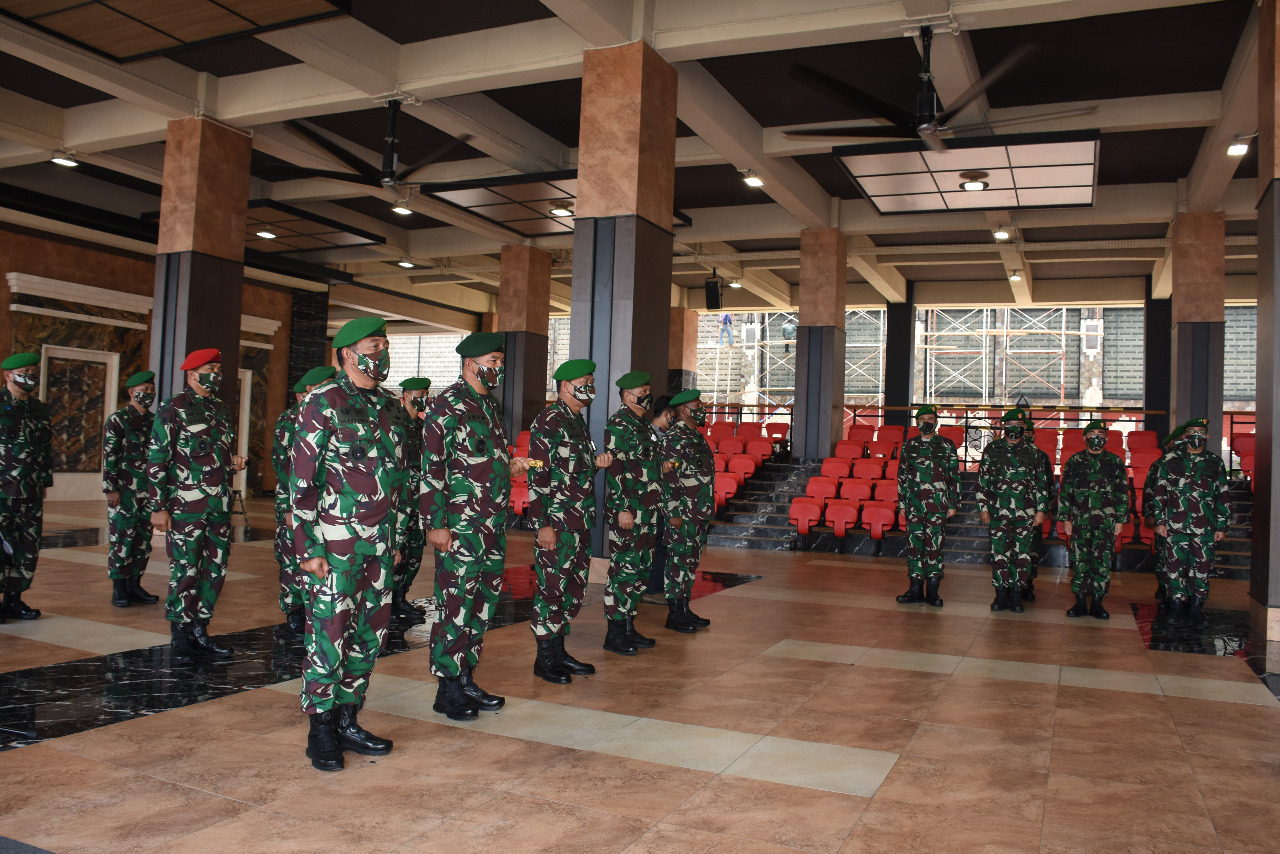 Danjen Kopassus Hadiri Upacara  Penyerahan Jabatan Ka RSPAD Gatot Soebroto dan Laporan Kenaikan Pangkat TNI AD