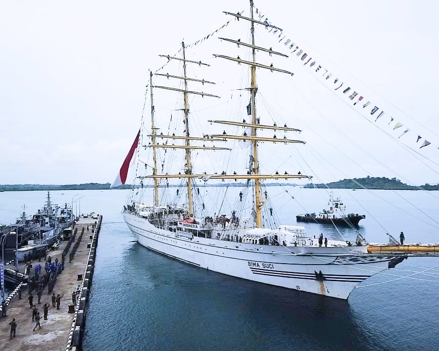 Kesan KRI Bima Suci-945 dan Taruna Taruni AAL LXVII Dihati Masyarakat Kepri