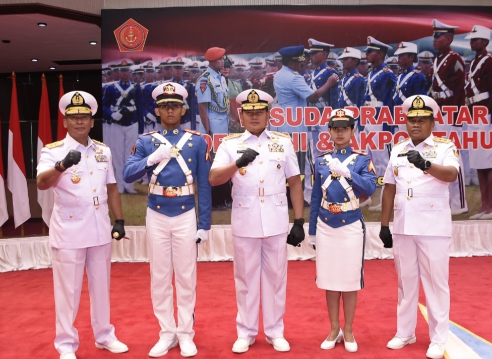 Gubernur AAL Hadiri Wisuda 923 Prabhatar Akademi TNI dan Akpol 2020