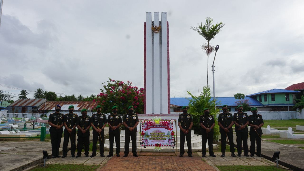 Kasrem 174 Merauke Pimpin Ziarah Dalam Rangka HUT Korem 174/ATW ke-16