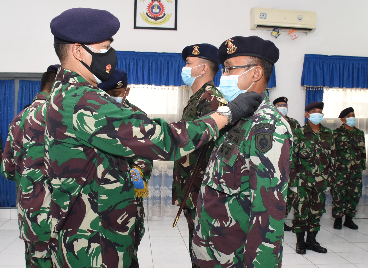 Letkol Laut (E) Sartono,S.T.,M.Tr.Hanla Jabat Dansepa Pusdiklek Kodiklatal