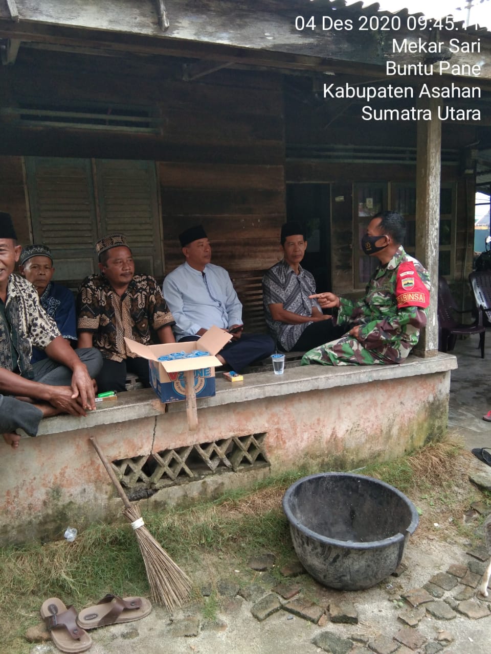 Personel Jajaran Kodim 0208/Asahan Himbau Masyarakat PAtuh Protokol Kesehatan