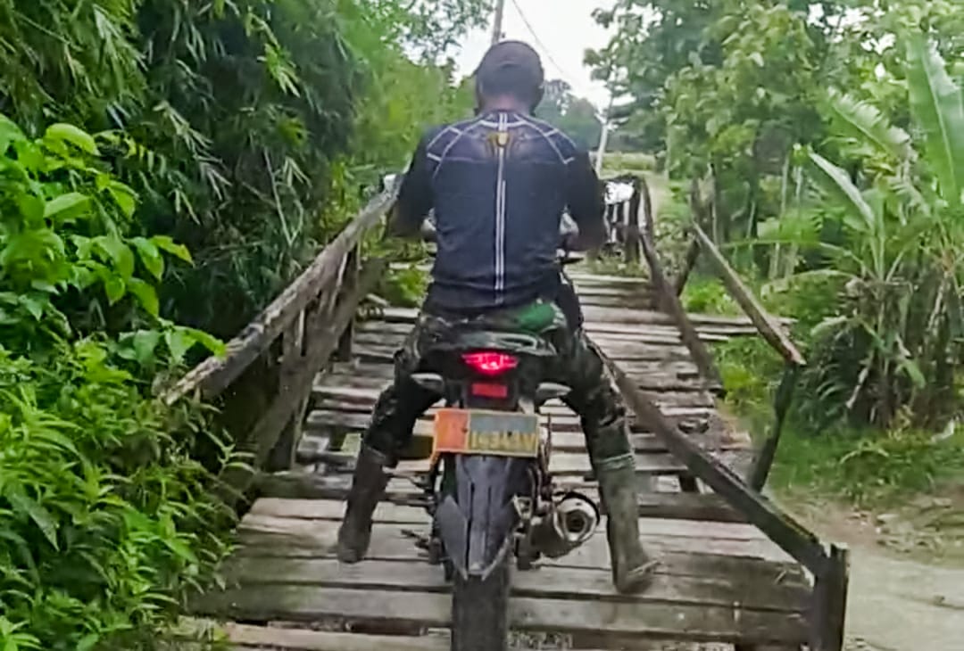 Bersama Perangkat Desa, Dandim Bojonegoro Tinjau Rencana Lokasi Sasaran TMMD 2021