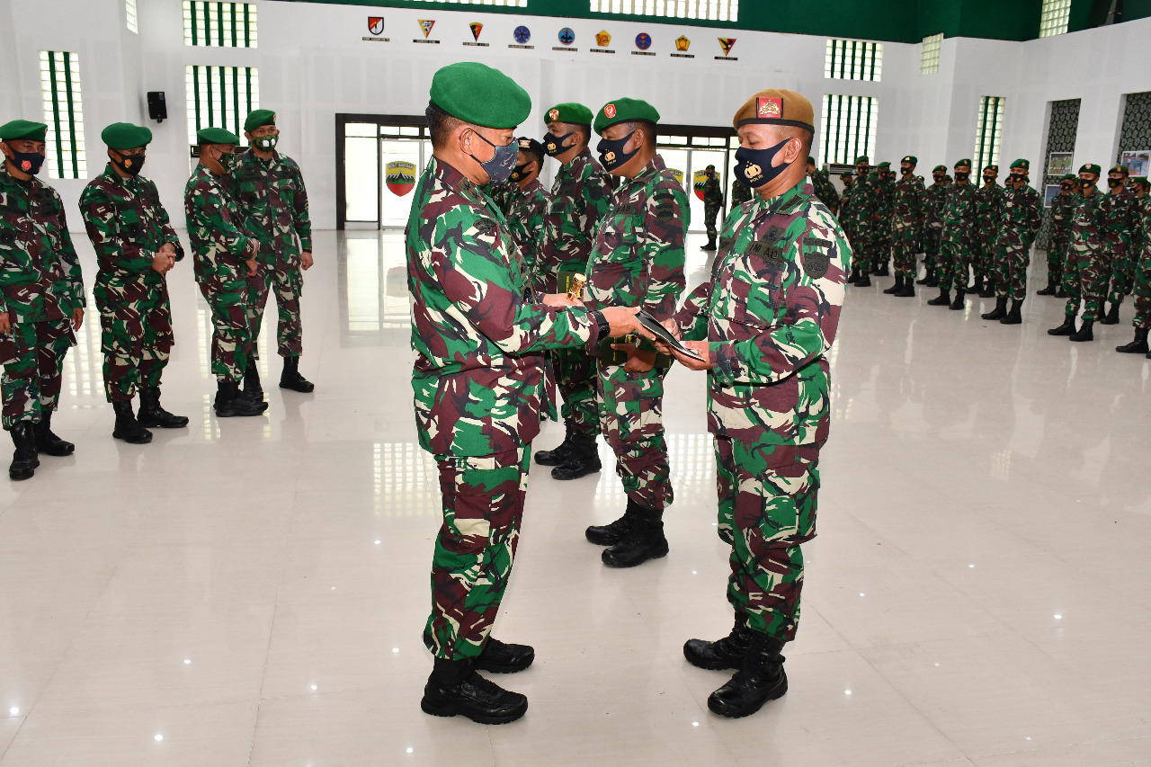 Pangdam I/BB Pimpin Acara Pengantaran Personel Penebalan Aparat Teritorial Di Wilayah Kodam XVII/Cenderawasih dan Kodam XVIII/Kasuari Tahun 2020