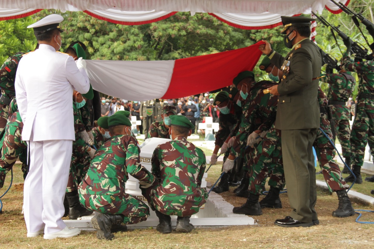 Danrem 172/PWY : Letjen TNI Herman Asaribab Adalah Sosok Panutan