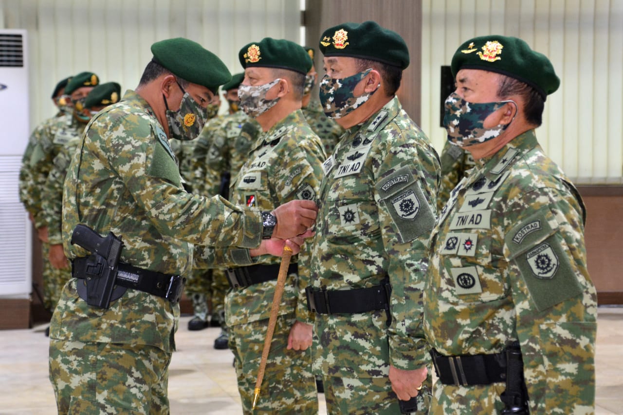 Pangkostrad Pimpin Sertijab Irkostrad dan Lepas Wair Kostrad