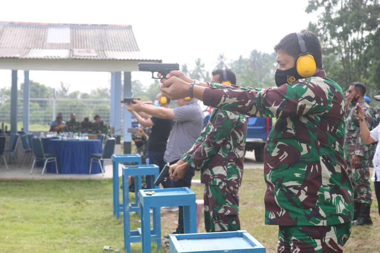 Lanud Sri Mulyono Herlambang Gelar Latihan Menembak TW III TA. 2020