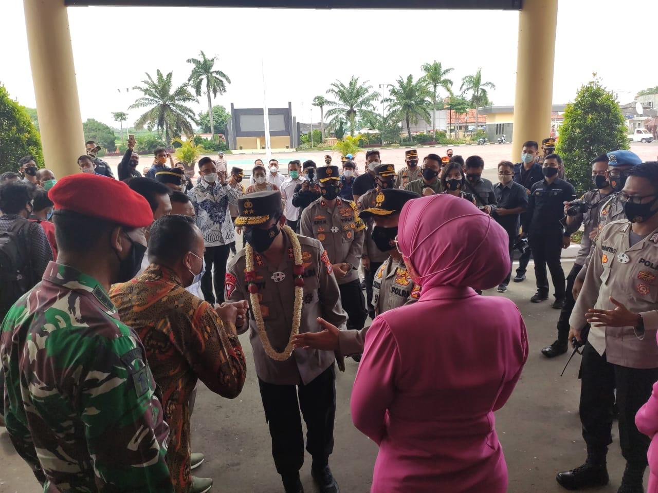 Kepala Ombudsman Perwakilan Banten, Dedy Irsan Hadiri Pisah-Sambut Kapolda Banten