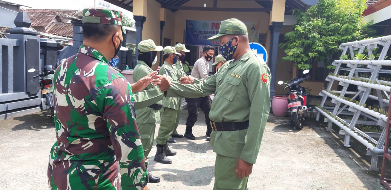 Latih Kedisiplinan Warga Binaan Dimasa Pandemi, Babinsa Koramil 0803/17 Sawahan Lakukan Hal Ini