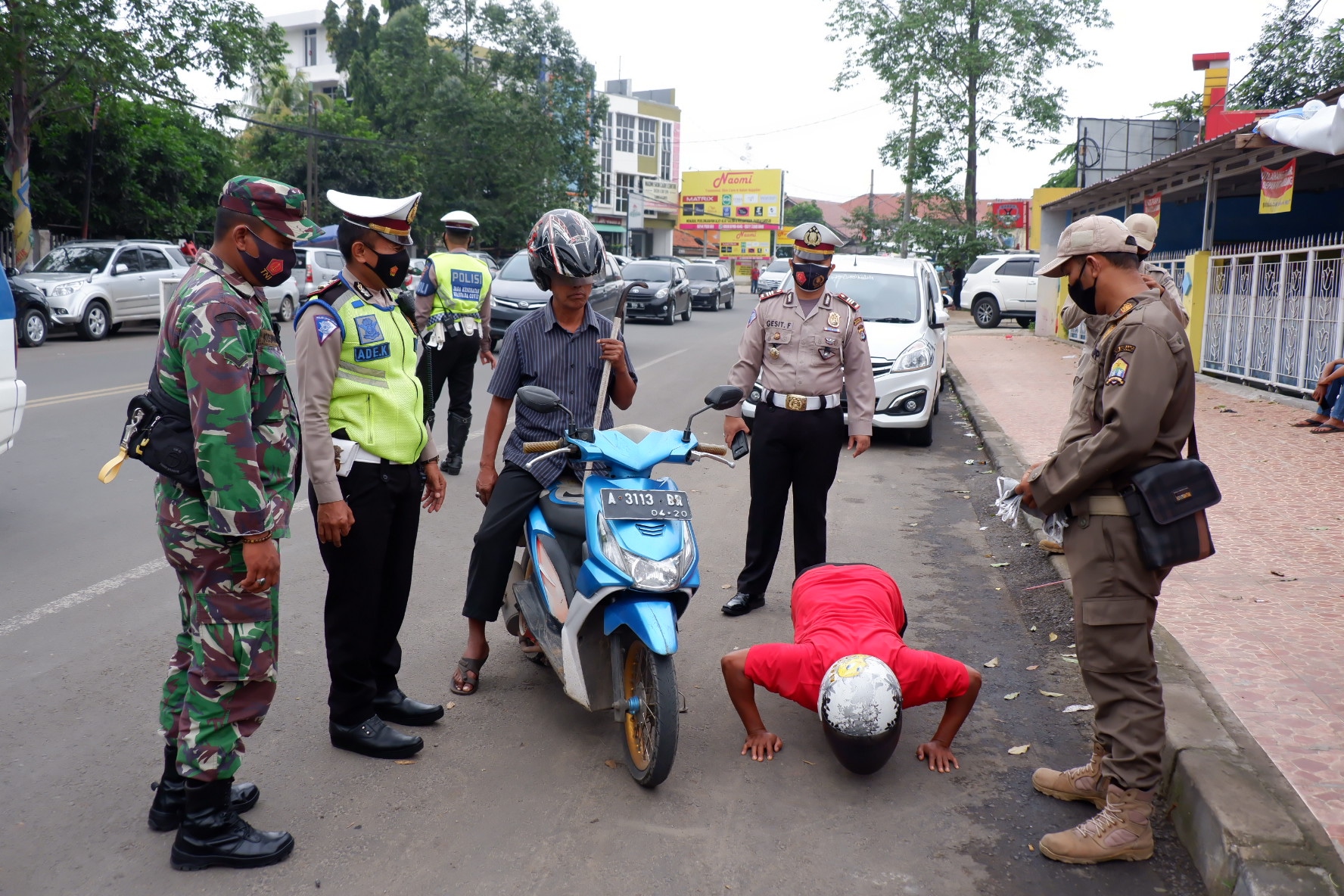 Polres Serang Kota Gelar Ops Yustisi Covid-19, Belasan Pelanggar Prokes Dikenakan Sangsi