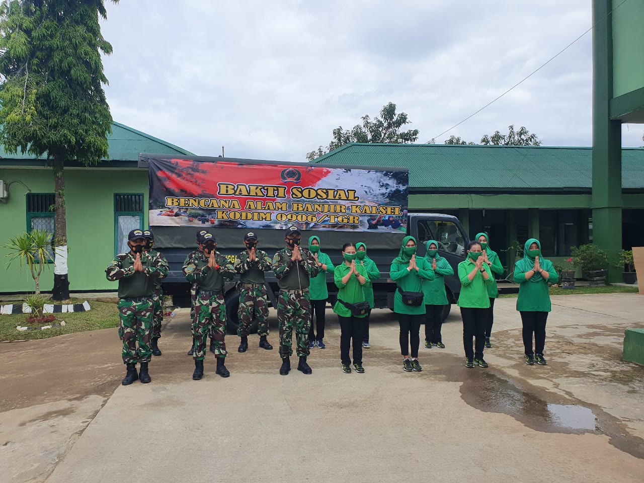 Peduli Bencana Banjir, Kodim 0906/Tenggarong Kirim Bantuan Logistik ke Kalimantan Selatan